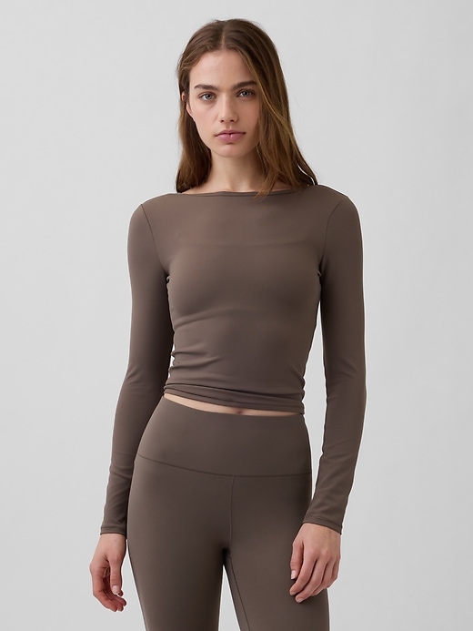 L'image numéro 1 présente T-shirt lisse à encolure bateau GapFit