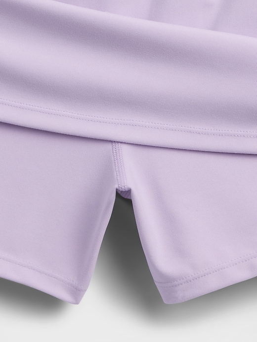 L'image numéro 4 présente Ensemble de sport avec jupe-short pour Enfant