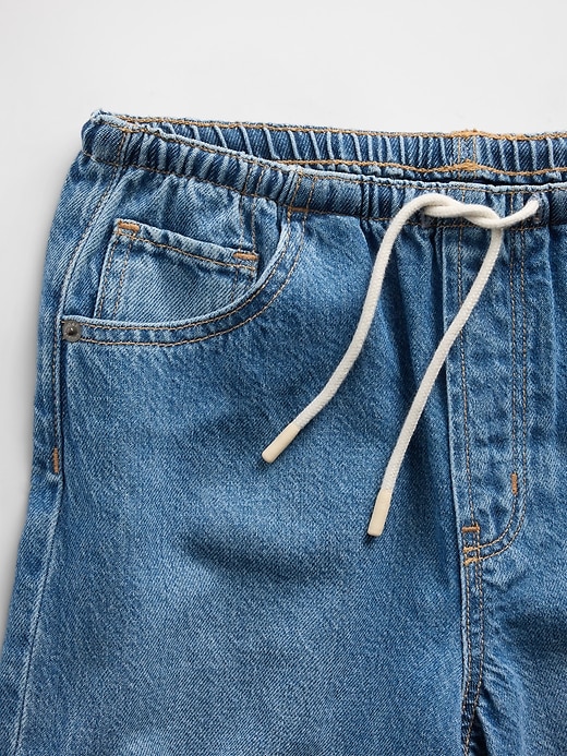 L'image numéro 5 présente Bermuda confort à taille basse en denim Douceur suprême pour Enfant