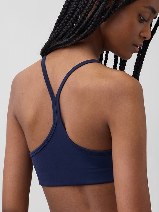 L'image numéro 3 présente Soutien-gorge de sport lisse GapFit à dos nageur