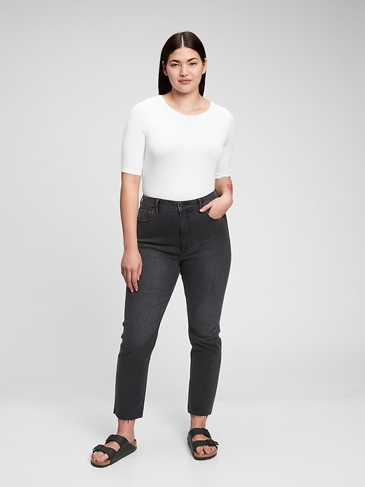 L'image numéro 2 présente T-shirt à col bateau