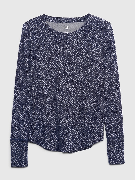 L'image numéro 1 présente T-shirt à imprimé à manches flottantes