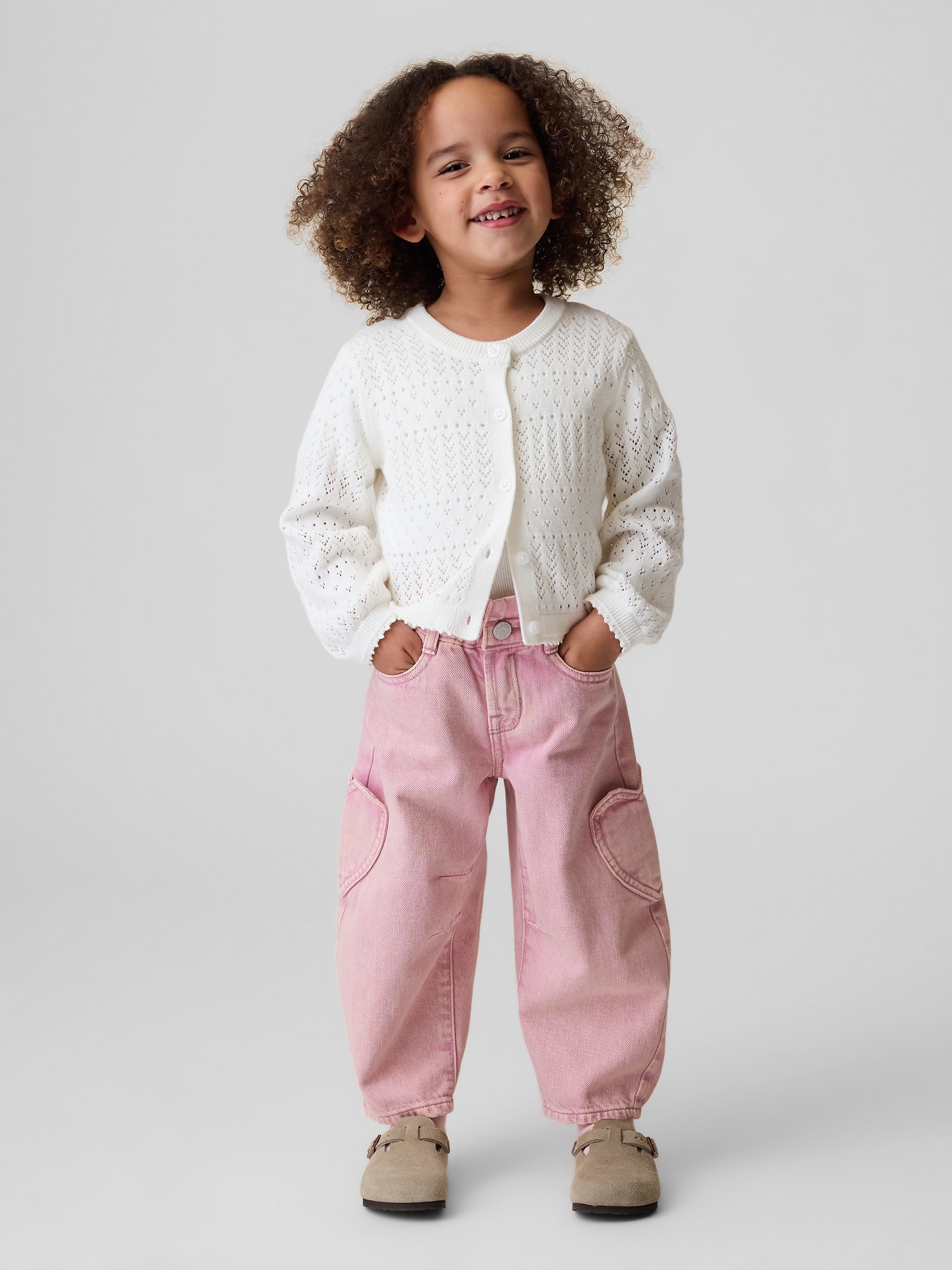 JEAN BALLON SURDIMENSIONNÉ À POCHES EN FORME DE CŒUR POUR BÉBÉ ET TOUT-PETIT