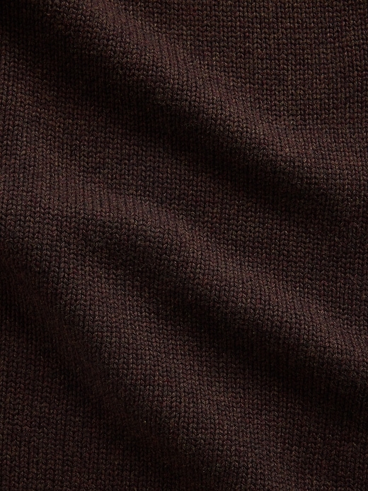 L'image numéro 4 présente Camisole courte à col bateau en jersey moulant