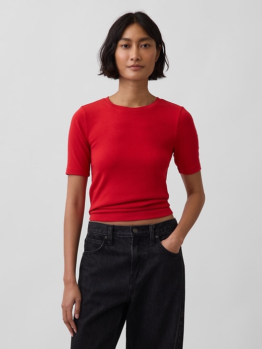 L'image numéro 1 présente T-shirt ras du cou moderne