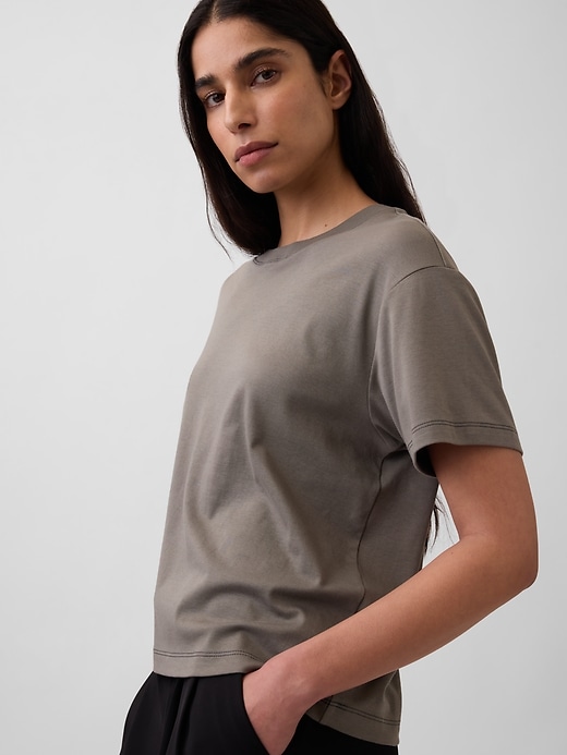 L'image numéro 4 présente T-shirt décontracté en coton Supima®