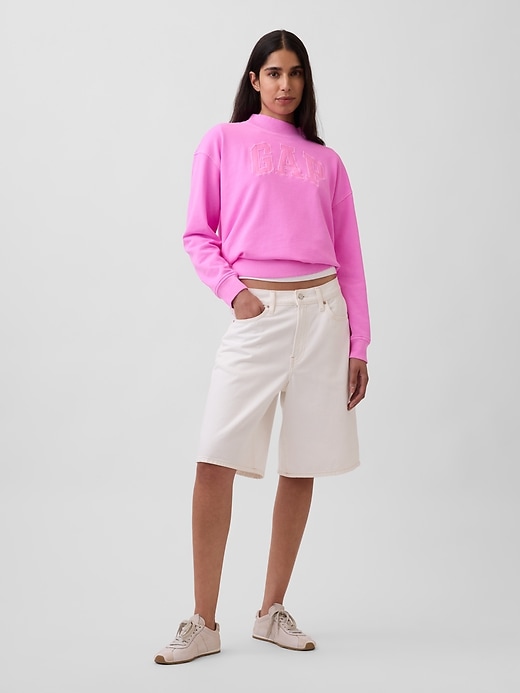 L'image numéro 2 présente Chandail surdimensionné à col cheminée en jersey bouclette VintageDoux