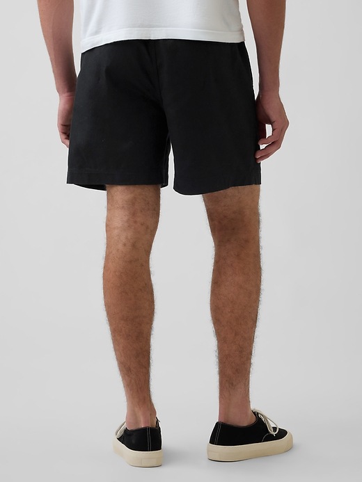Image number 4 showing, 5.5" Linen-Blend Relaxed Shorts