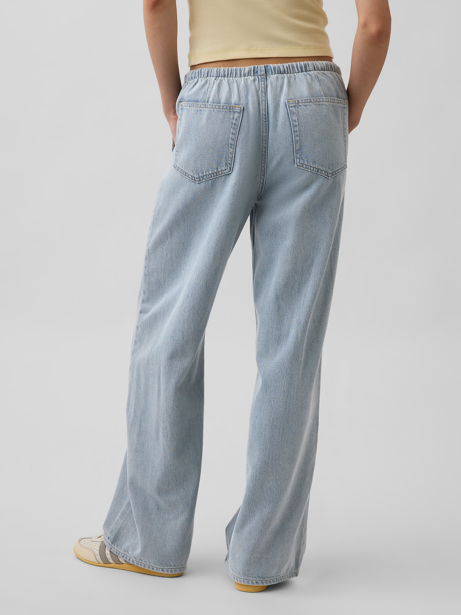 Low Rise UltraSoft Easy '90s Loose Jeans