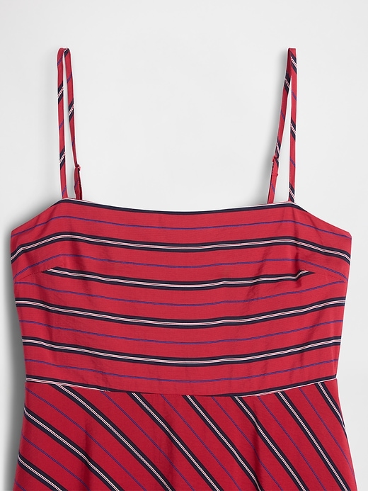 L'image numéro 4 présente Robe mi-longue rayée à ourlet mouchoir