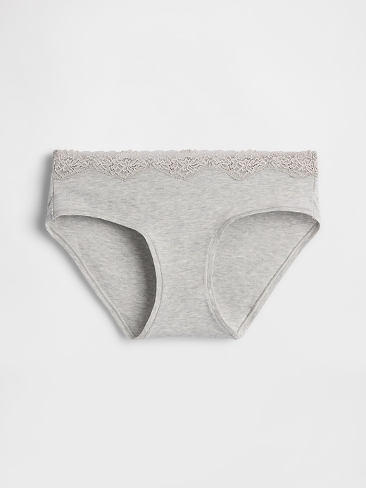 L'image numéro 2 présente Culotte taille basse en coton biologique extensible à bordure en dentelle