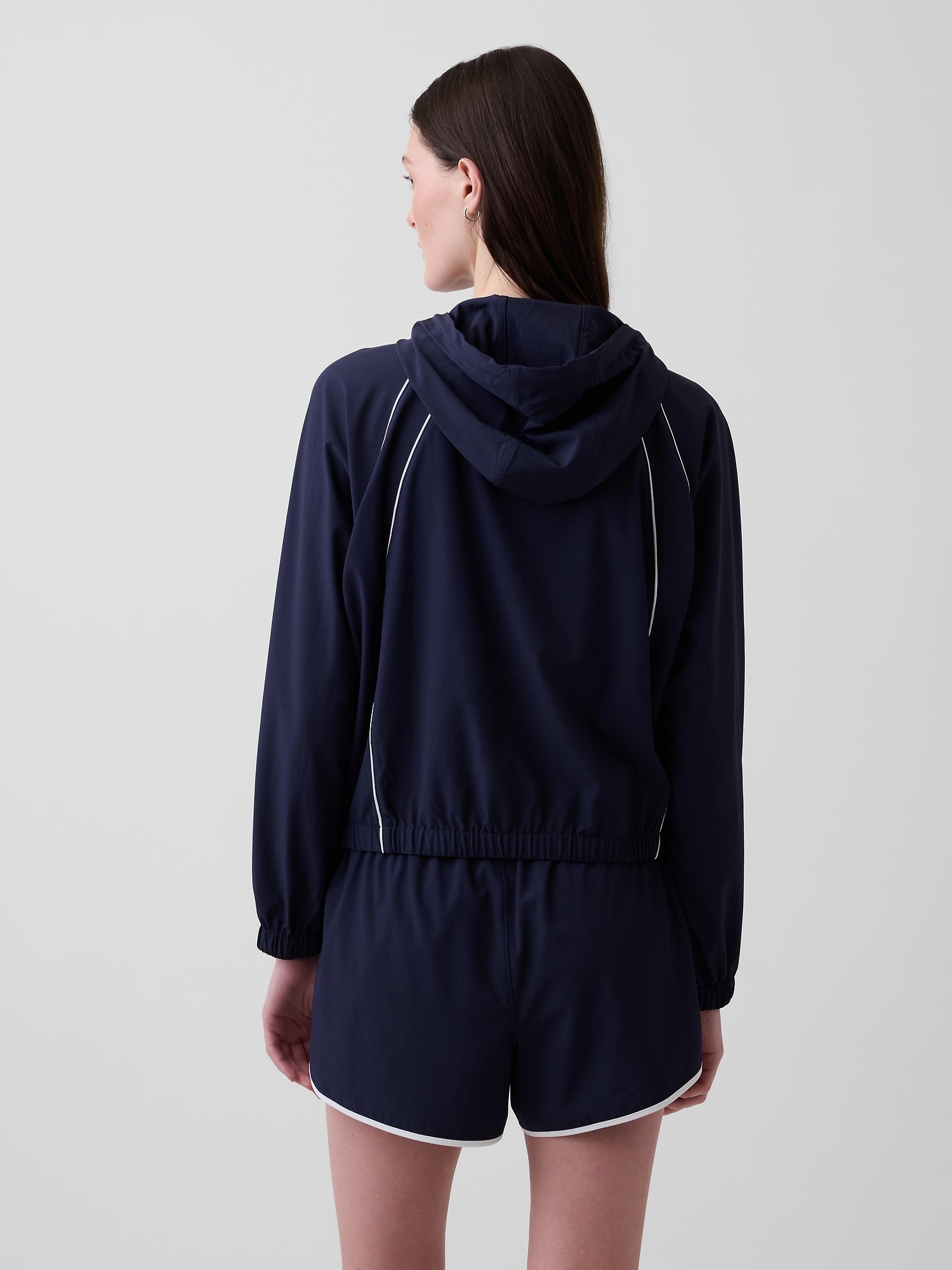 GapFit Tech Windbreaker