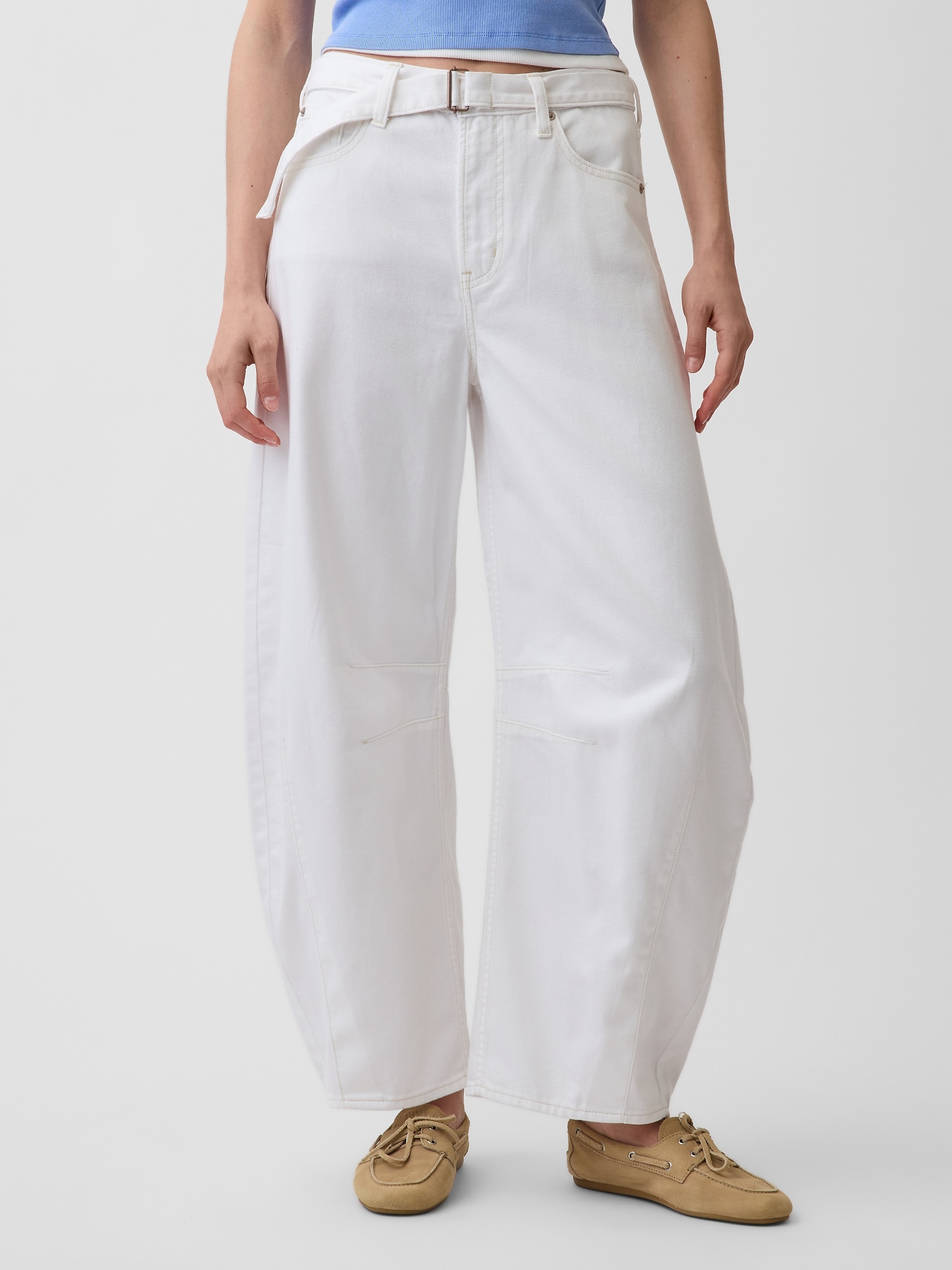 High Rise UltraSoft Belted Horseshoe Jeans