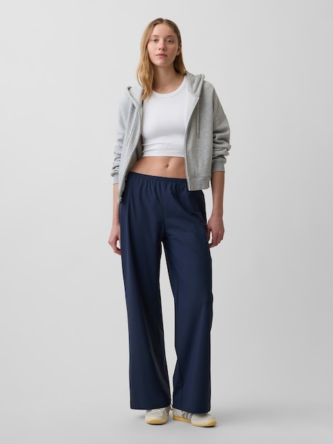 GapFit Tech Low Rise Relaxed Easy Pants