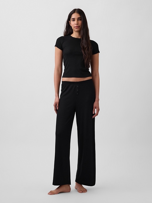 L'image numéro 2 présente T-shirt de pyjama en tissu côtelé fin