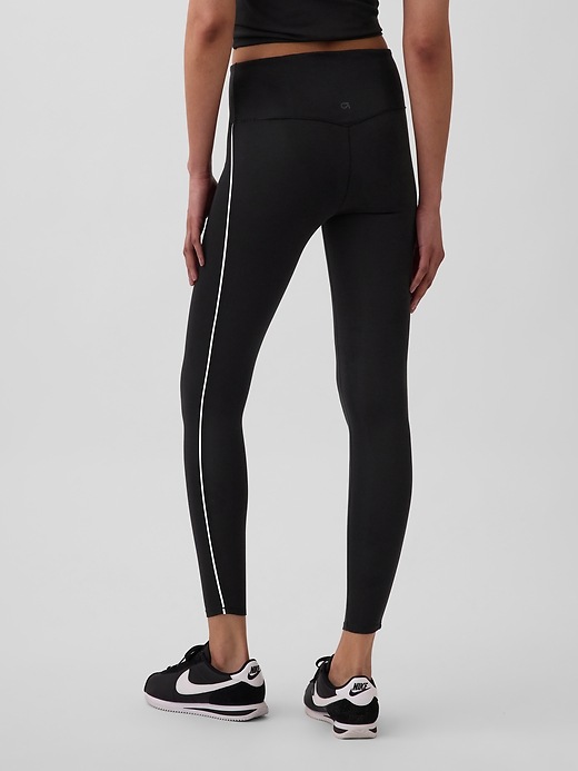 L'image numéro 4 présente Legging Performance léger GapSport