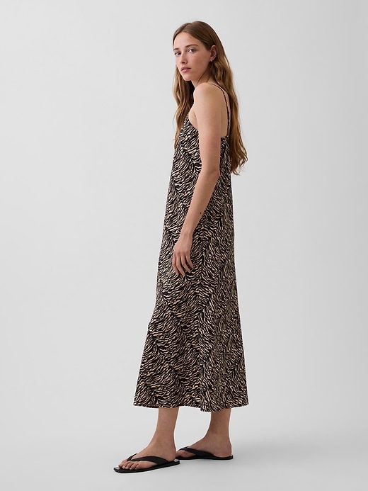 L'image numéro 3 présente Robe mi-longue à bretelles à motif zébré