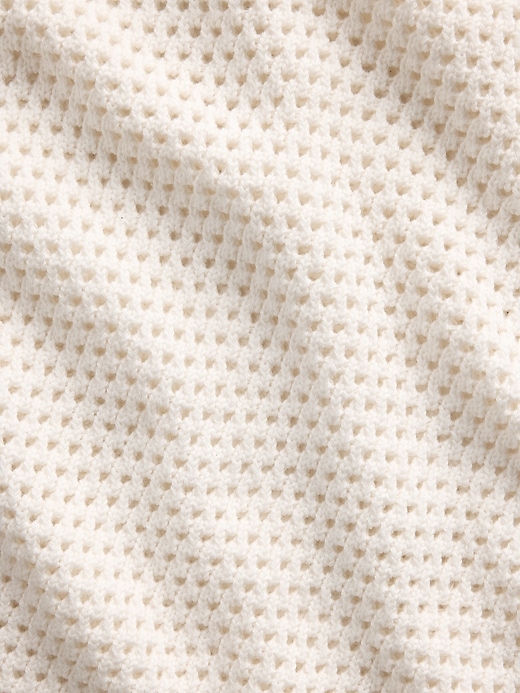 L'image numéro 4 présente Camisole crochetée