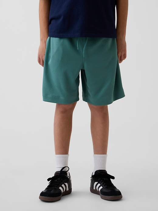 Image number 3 showing, Kids GapFit 6" Recycled Mesh Easy Shorts