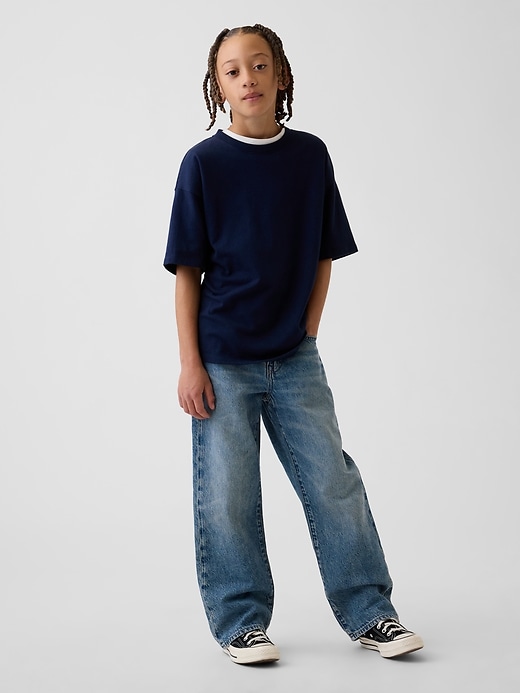 L'image numéro 1 présente Jean coupe ample années 90 pour enfant