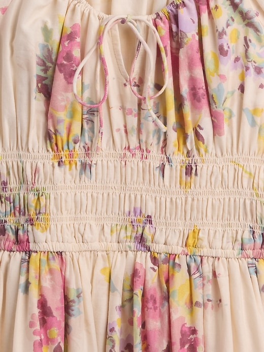 L'image numéro 5 présente Robe longue en voile à taille smockée