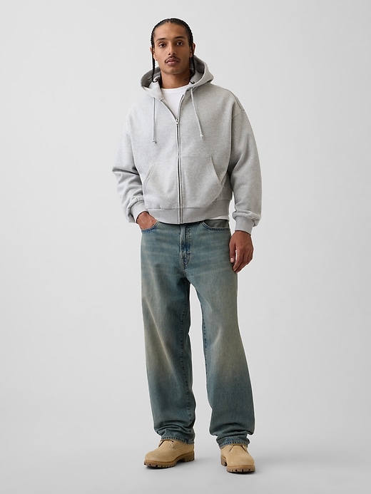 L'image numéro 2 présente Chandail à capuchon avec glissière coupe surdimensionnée et courte VintageDoux