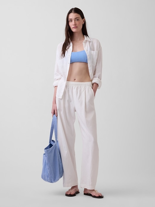 L'image numéro 5 présente Pantalon confort coupe baril en mélange de lin