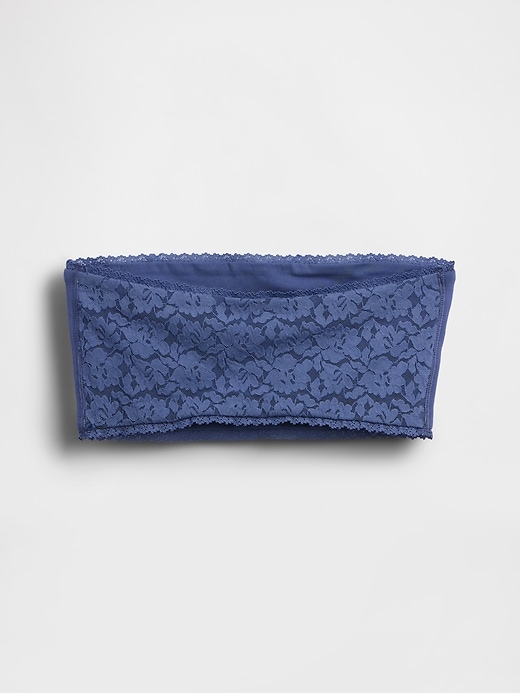 L'image numéro 6 présente Soutien-gorge léger bandeau en coton biologique extensible avec bordure en dentelle