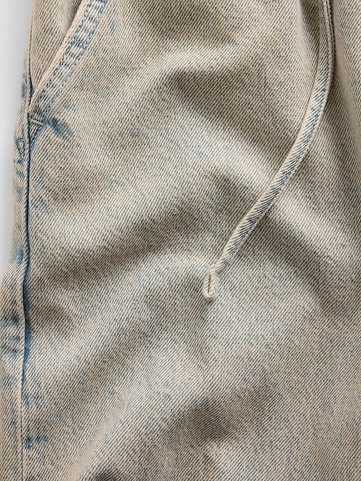 L'image numéro 5 présente Jean court ample et décontracté années 90 à taille basse