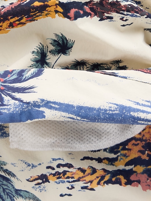 L'image numéro 5 présente Short de baignade décontracté, entrejambe de 15 cm