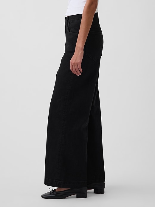 L'image numéro 3 présente Jean sportif jambe large à taille haute longueur cheville