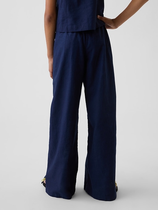 L'image numéro 4 présente Pantalon confort jambe large en lin et coton pour Enfant