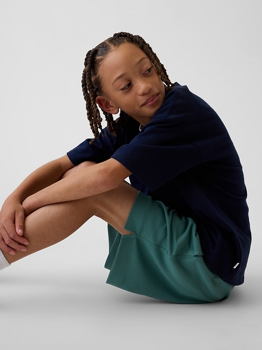 Image number 5 showing, Kids GapFit 6" Recycled Mesh Easy Shorts