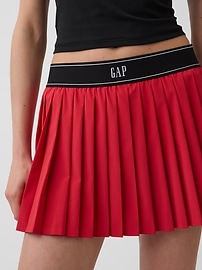 Image number 5 showing, GapFit Tech Pleated Exercise Skort