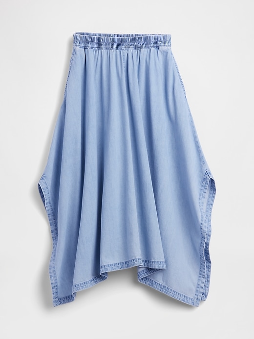 L'image numéro 6 présente Jupe à ourlet mouchoir mi-longue en denim