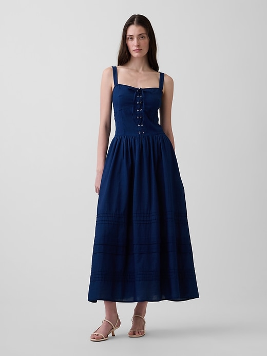 L'image numéro 1 présente Robe longue à corset lacé