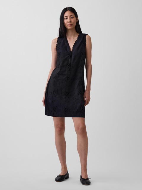 ROBE COURTE DROITE EN MÉLANGE DE LIN BRODÉ
