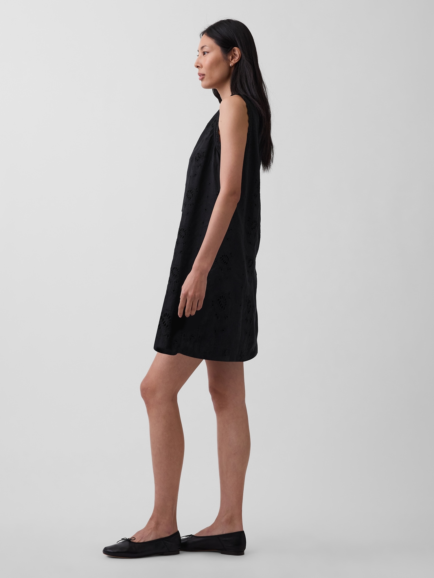 Linen-Blend Embroidered Mini Shift Dress | Gap Linen-Blend Embroidered Mini Shift Dress | Gap