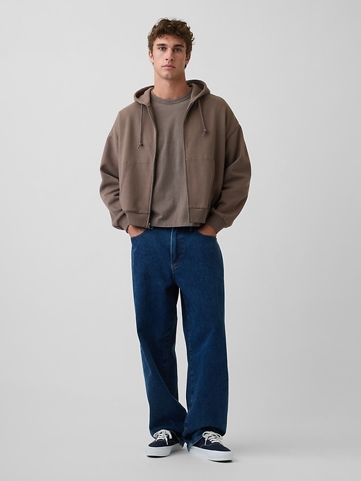 L'image numéro 2 présente Chandail à capuchon avec glissière coupe surdimensionnée et courte VintageDoux