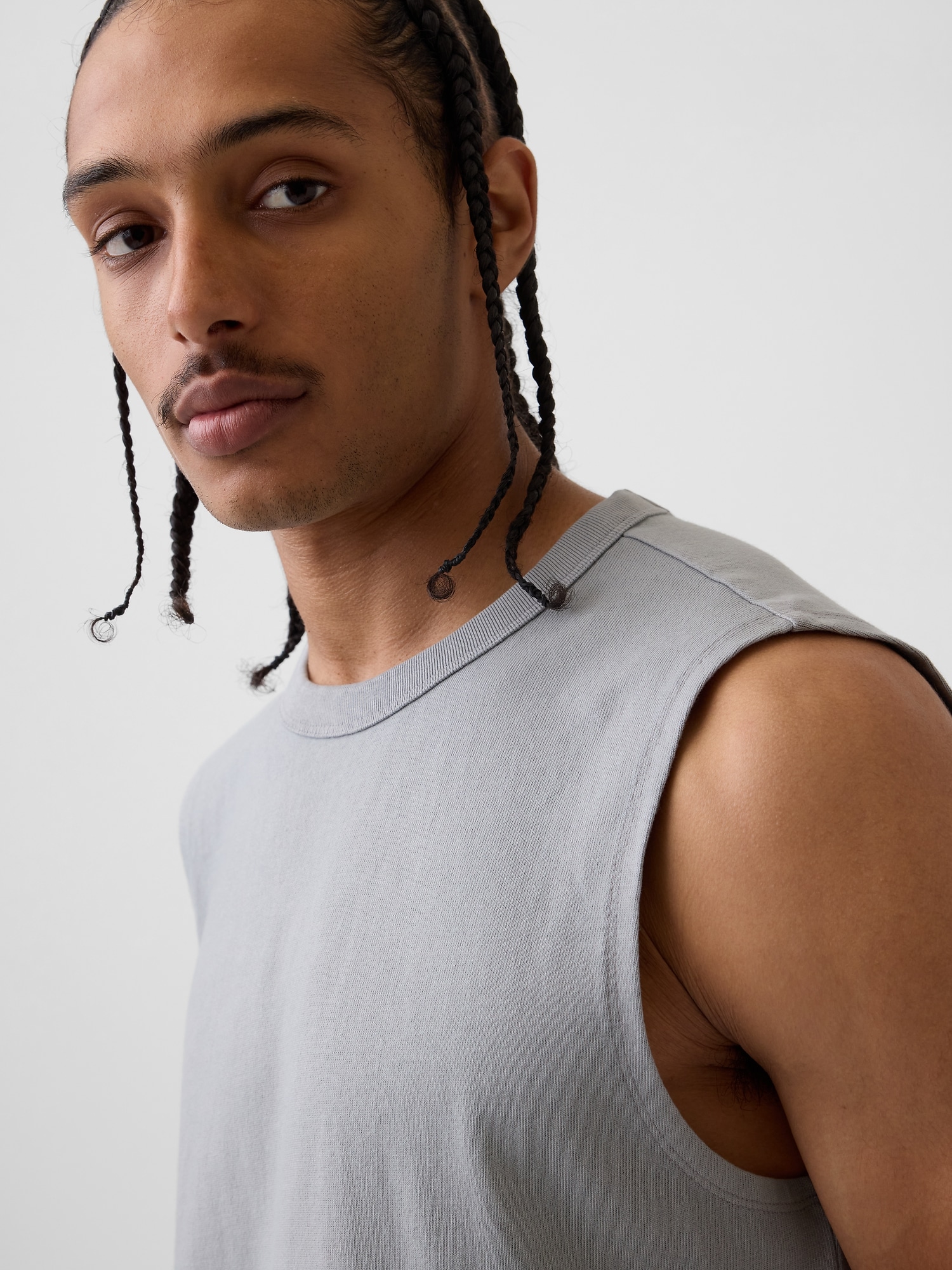 L'image numéro 4 présente Débardeur