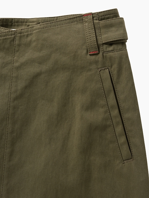 L'image numéro 5 présente Jupe cargo Gap × Victoria Beckham.