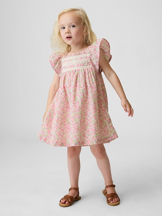 L'image numéro 1 présente Robe à manches flottantes à motif floral pour Bébé et Toute-petite