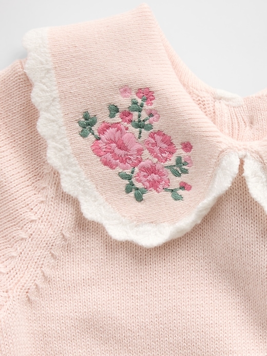 L'image numéro 3 présente Cache-couche à col brodé en tricot pour Bébé