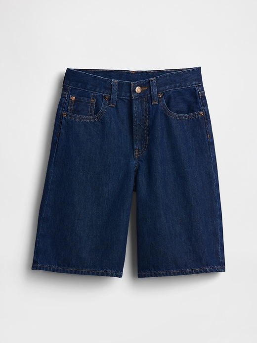L'image numéro 2 présente Bermuda à taille basse en denim pour Enfant
