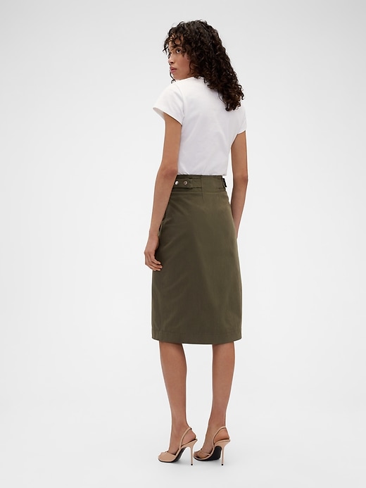 L'image numéro 2 présente Jupe cargo Gap × Victoria Beckham.