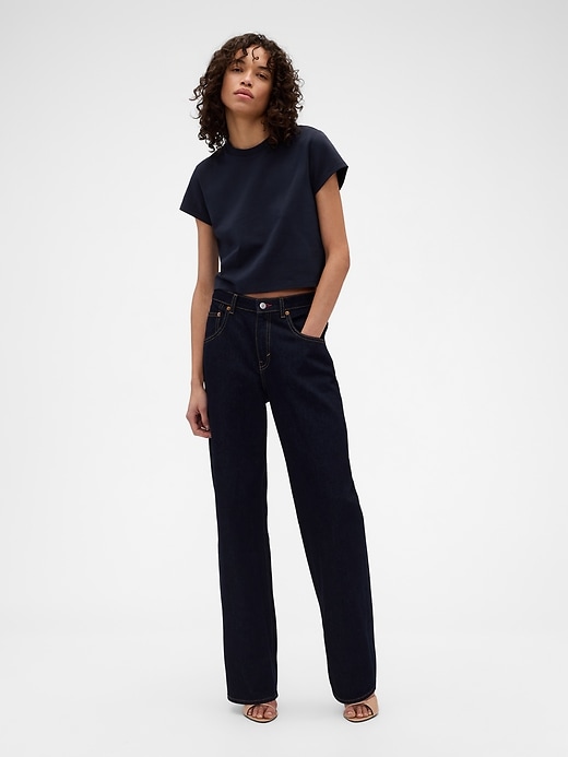 L'image numéro 2 présente T-shirt court en coton biologique à logo Gap × Victoria Beckham