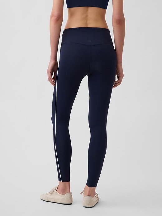 L'image numéro 4 présente Legging Performance léger GapSport