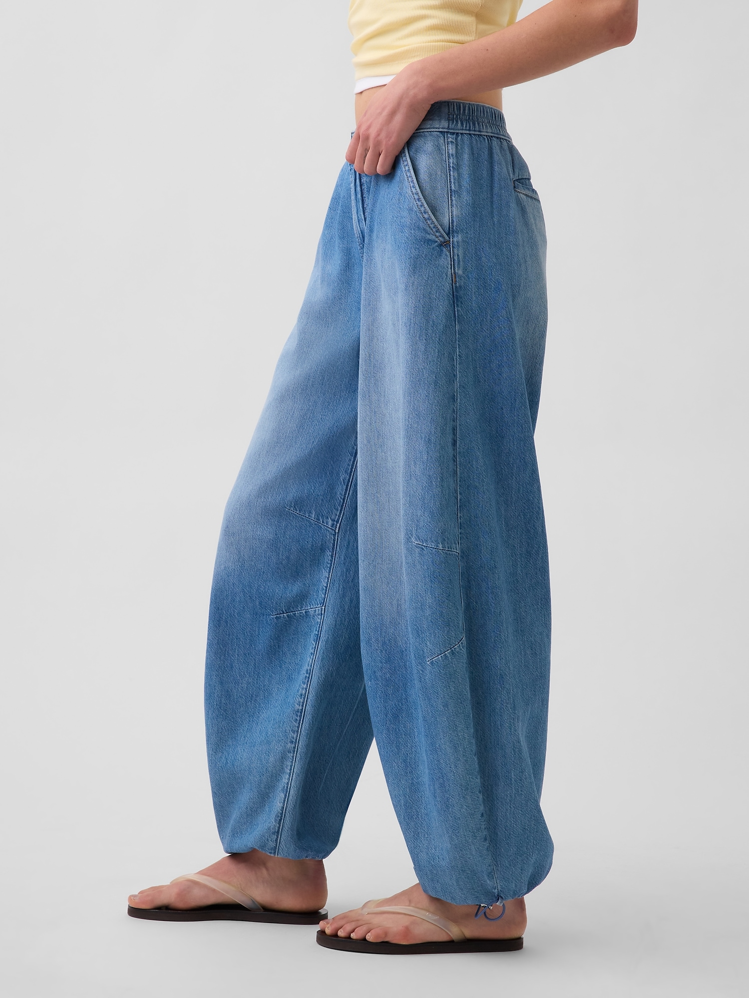 Mid Rise UltraSoft Horseshoe Jeans