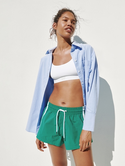 L'image numéro 6 présente Chemise ample oxford en coton biologique