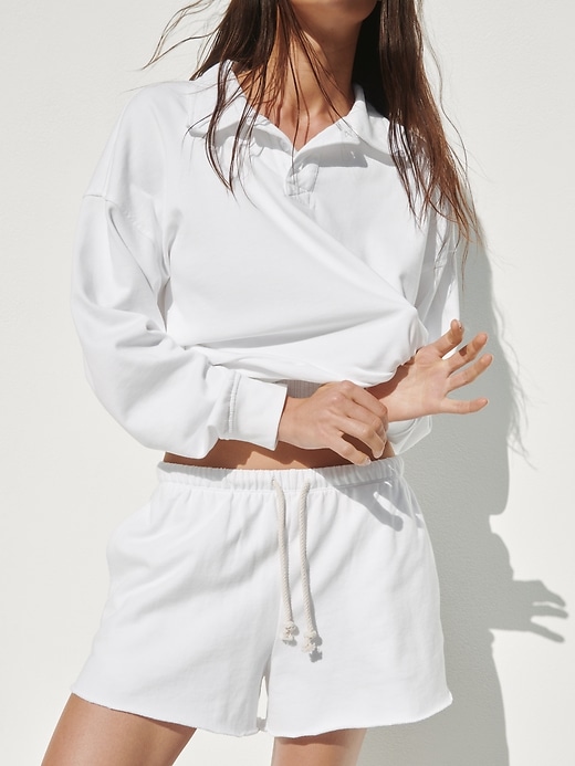 L'image numéro 6 présente Chandail polo surdimensionné en jersey bouclette.